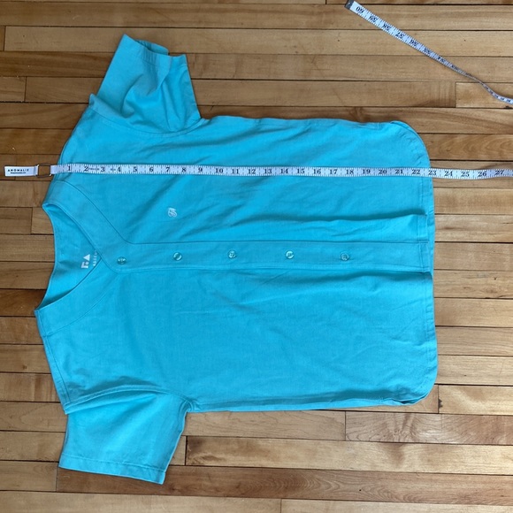 Free Assembly Top - Picture 8 of 9